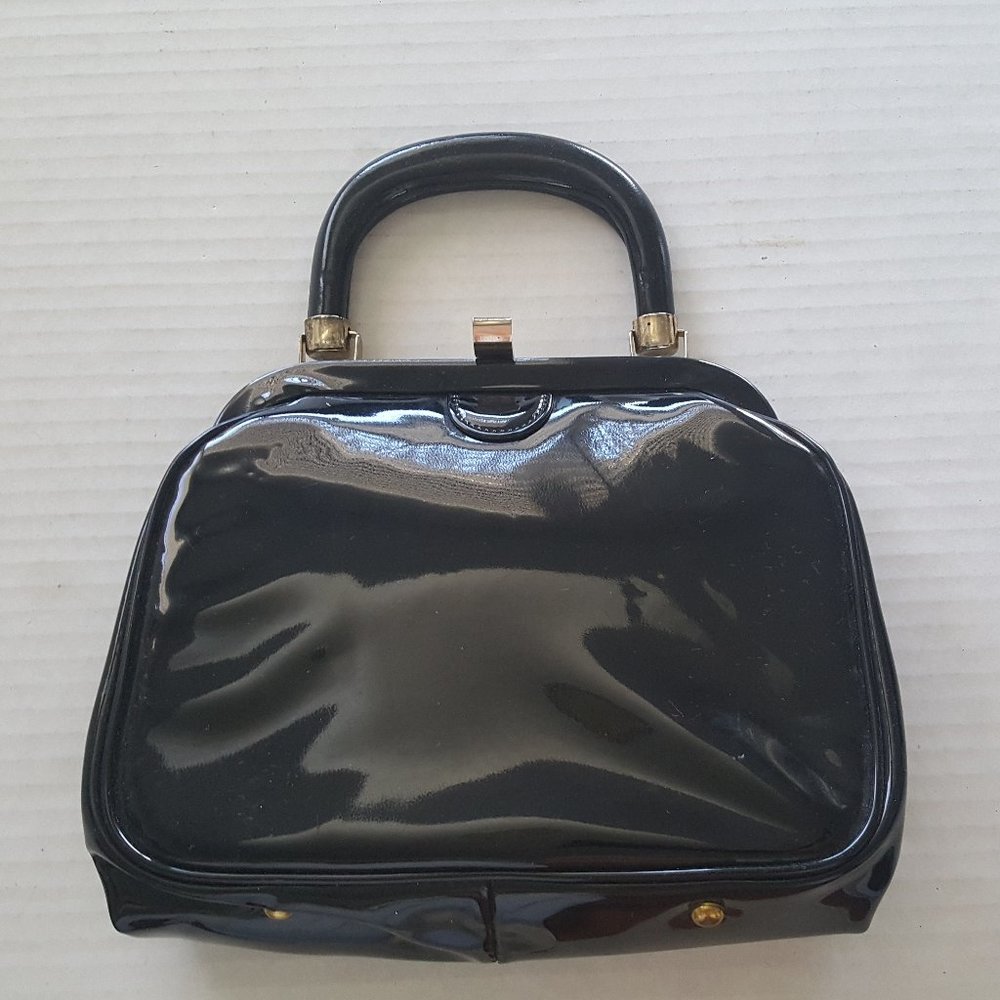 Vintage Jaclyn USA Shiny Black Patent Snap Clutch Handbag Purse  w/ Feet